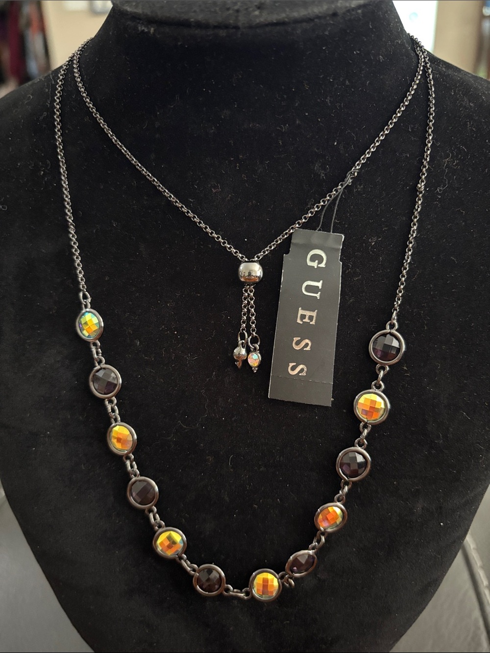NWT GUESS Gunmetal Chain Necklace with Faceted Accent Stones